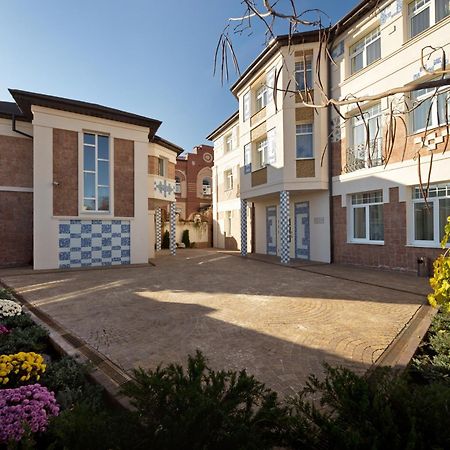 De Gaulle Boutique Hotel Харков Екстериор снимка