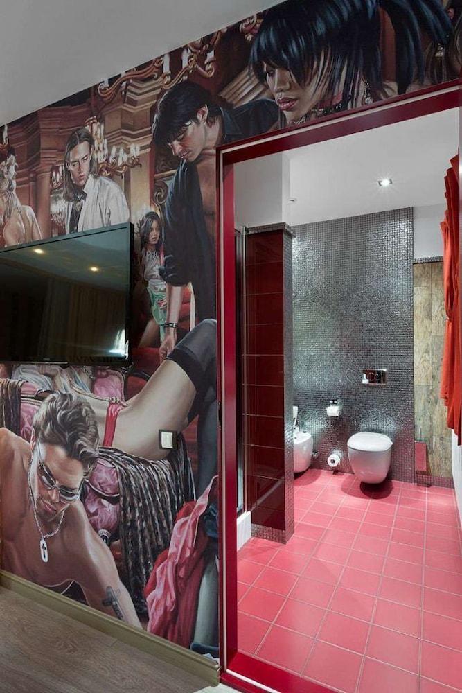 De Gaulle Boutique Hotel Харков Екстериор снимка