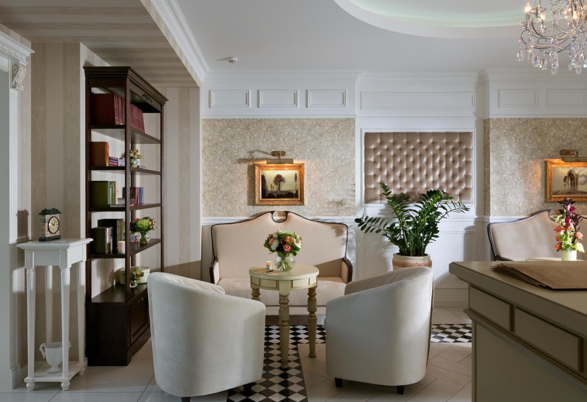 De Gaulle Boutique Hotel Харков Екстериор снимка