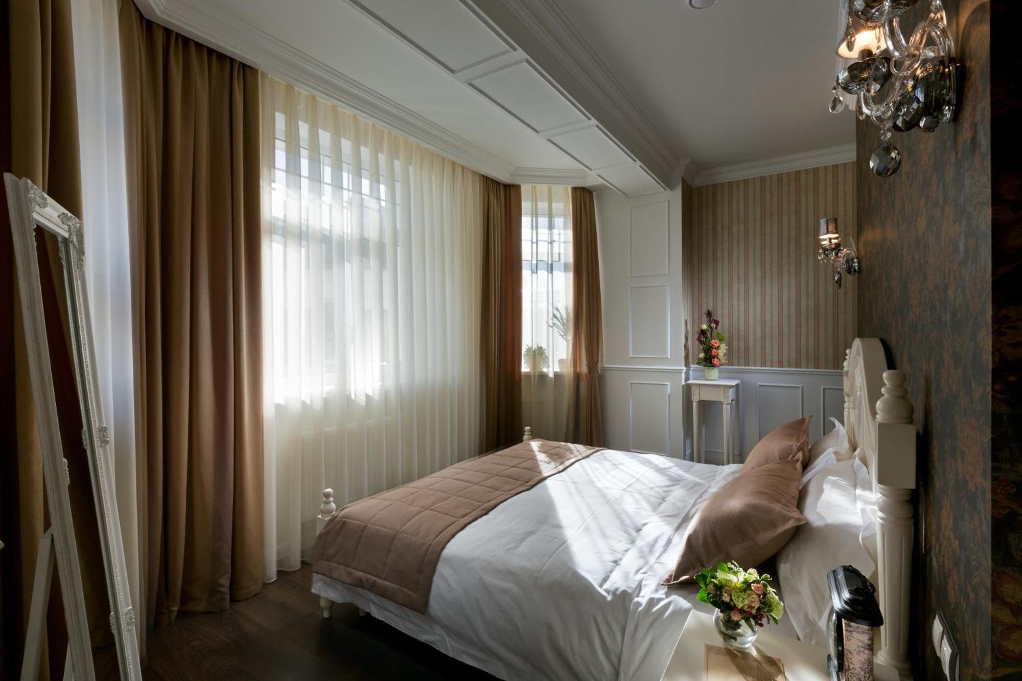 De Gaulle Boutique Hotel Харков Екстериор снимка
