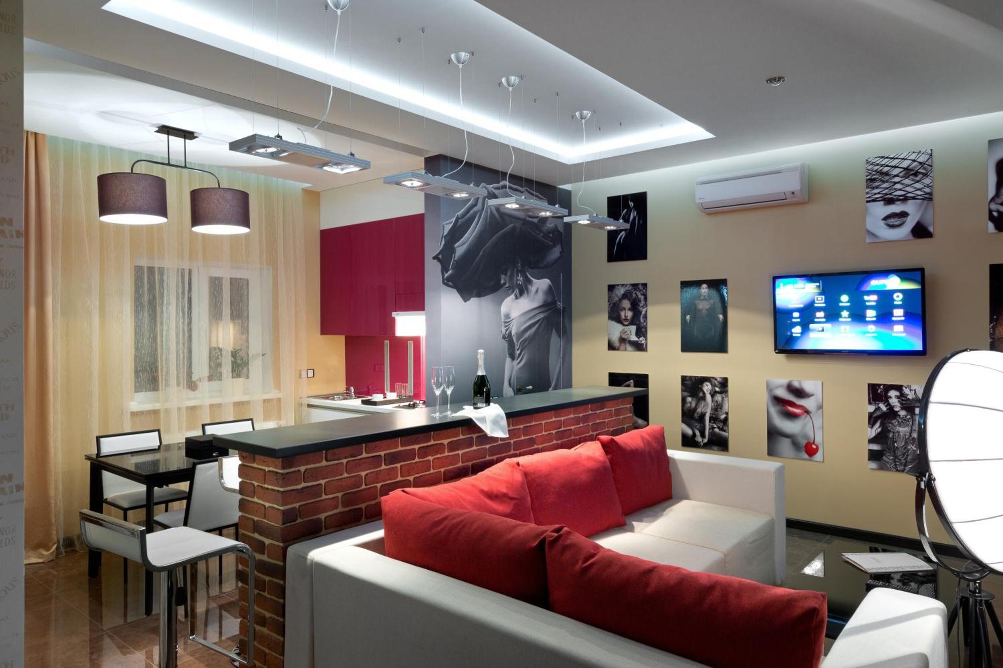 De Gaulle Boutique Hotel Харков Екстериор снимка