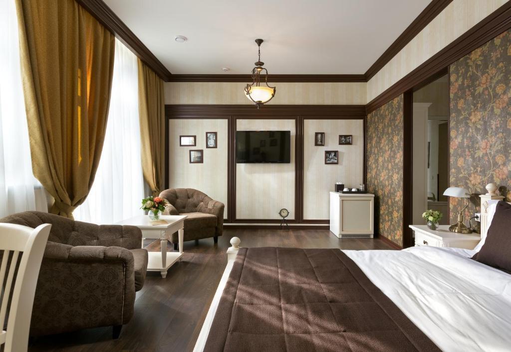 De Gaulle Boutique Hotel Харков Стая снимка