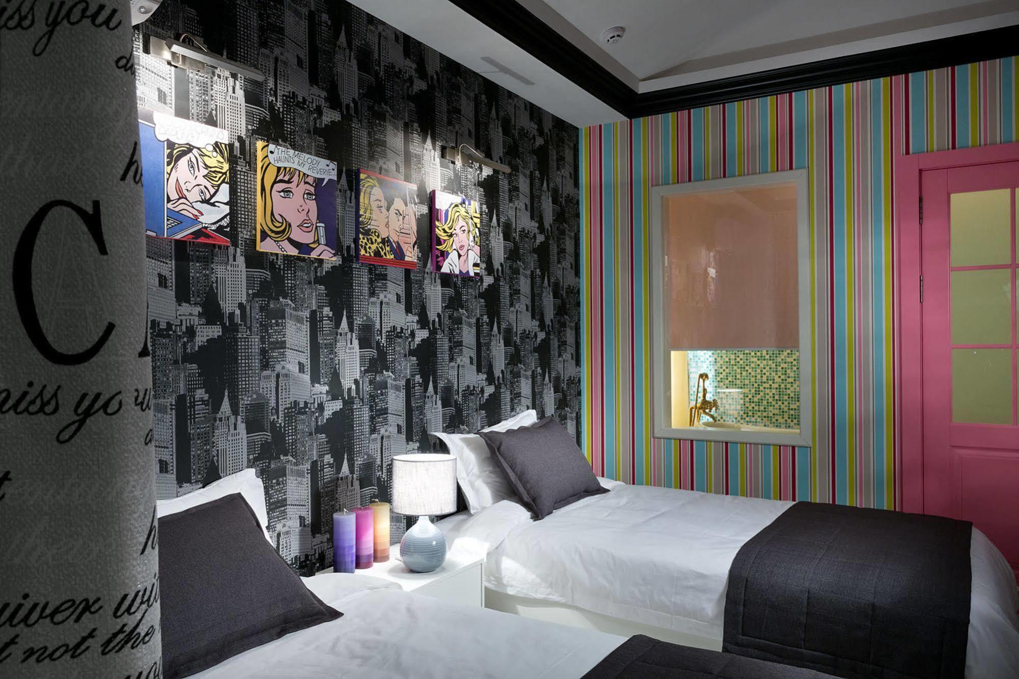 De Gaulle Boutique Hotel Харков Екстериор снимка